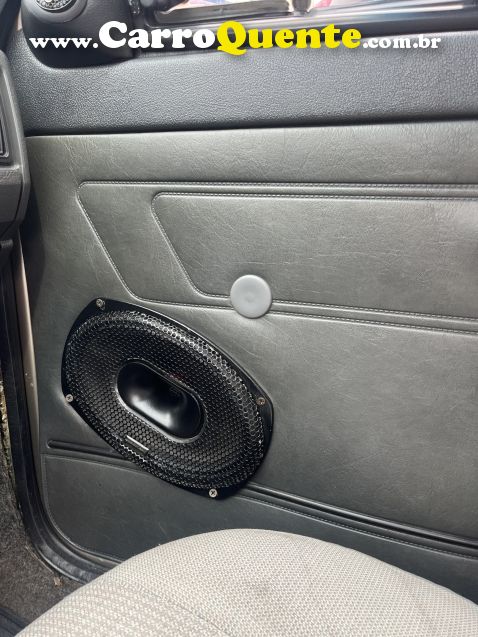Volkswagen PARATI 1.8 CL 8V GASOLINA 2P MANUAL - Loja