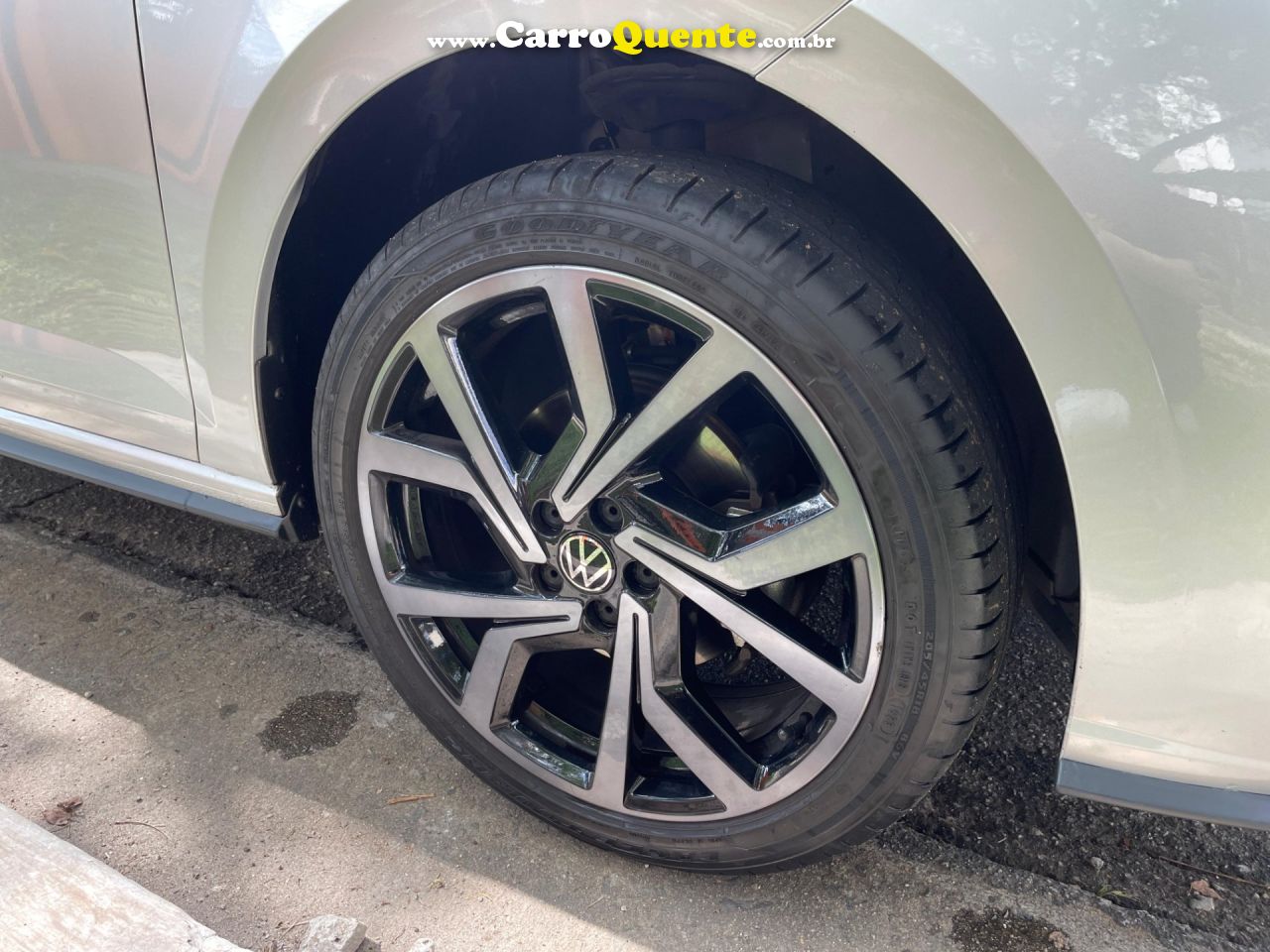 VOLKSWAGEN VIRTUS 1.4 250 TSI EXCLUSIVE 2023 - Loja