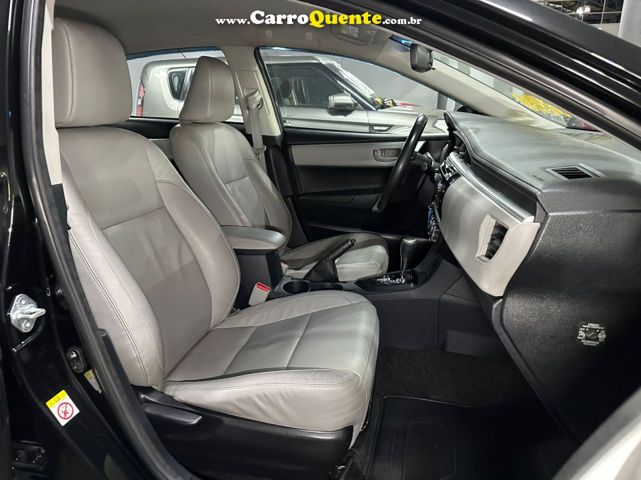 TOYOTA COROLLA 1.8 GLI 16V 2017 - Loja