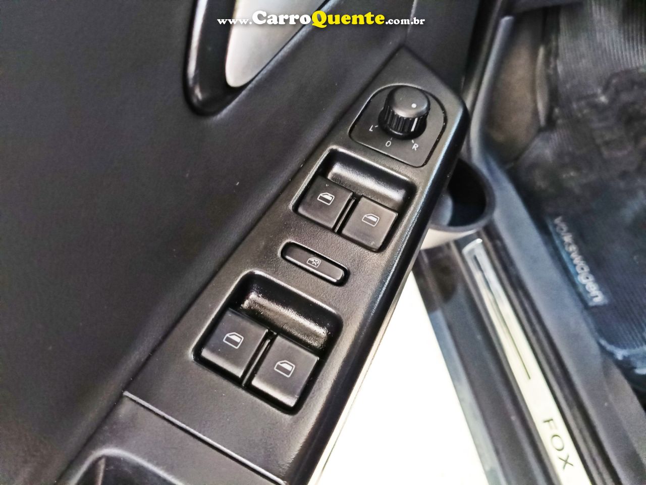 VOLKSWAGEN FOX 1.6 MSI TOTAL CONNECT 2019 - Loja