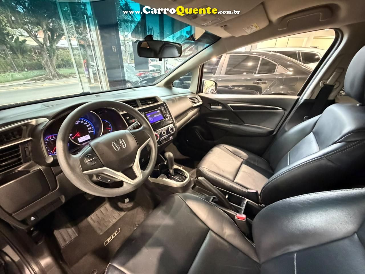 HONDA FIT 1.5 LX 16V 2020 - Loja