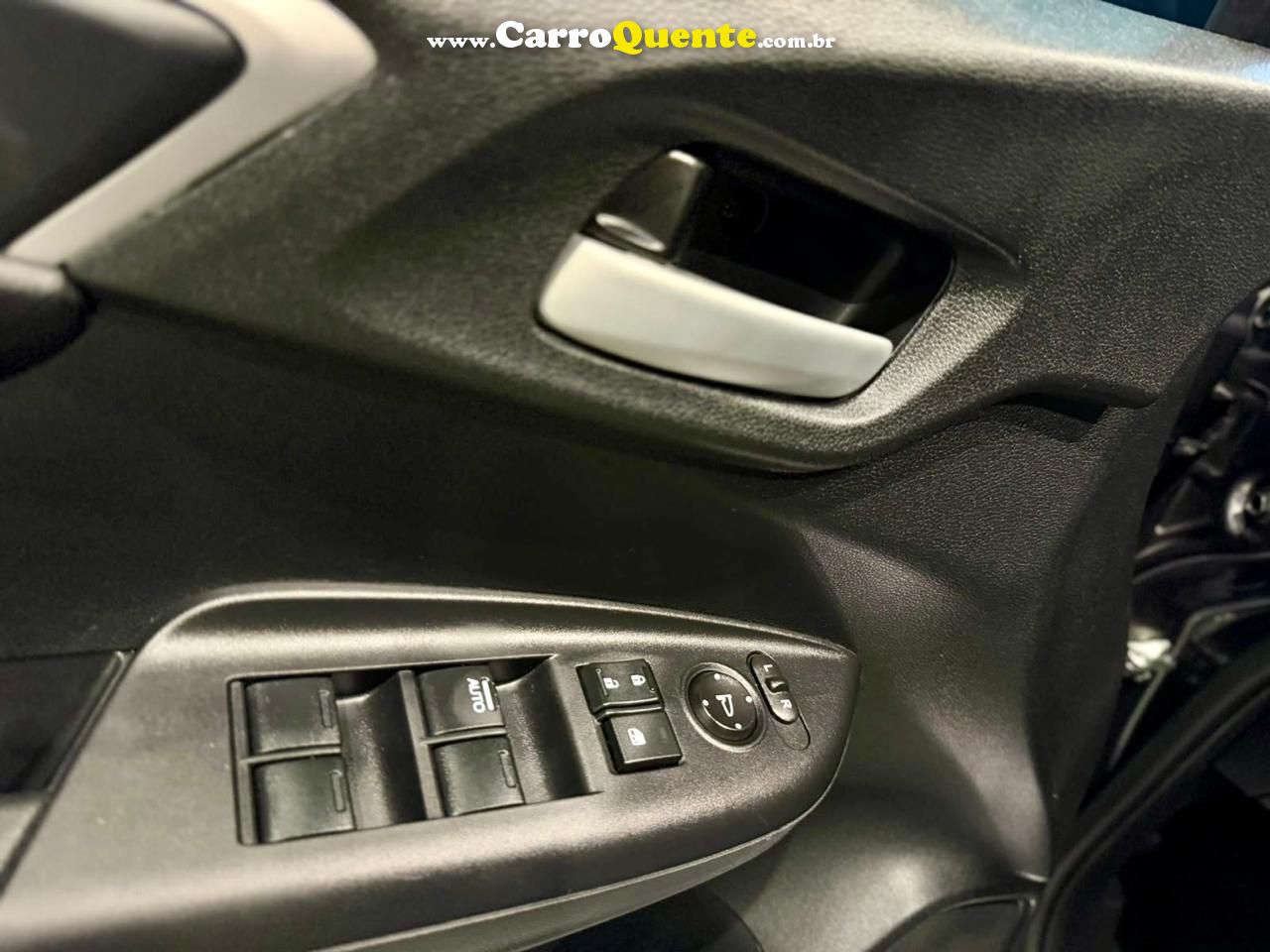 HONDA FIT 1.5 LX 16V 2020 - Loja