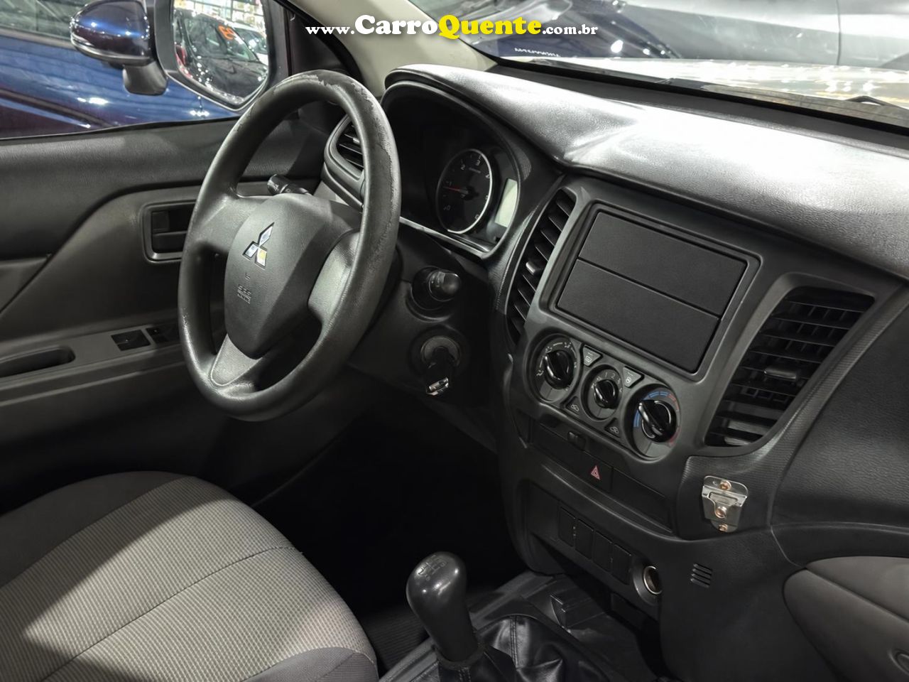 MITSUBISHI L200 TRITON 2.4 16V TURBO SPORT GL CD 4X4 2022 - Loja