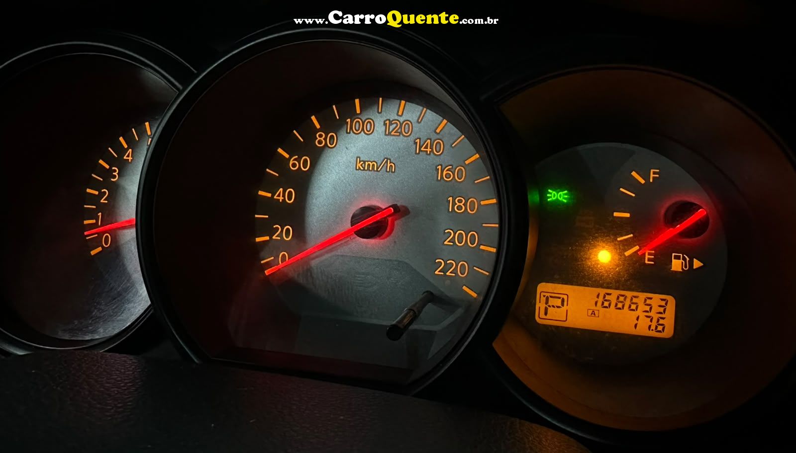 NISSAN LIVINA 1.8 S 16V 2014 - Loja
