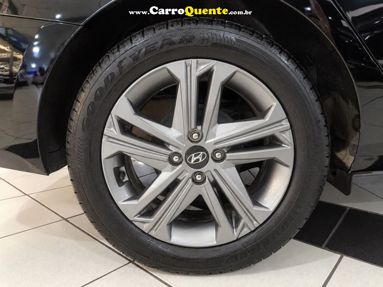 HYUNDAI HB20S 1.0 TGDI COMFORT PLUS 2025 - Loja