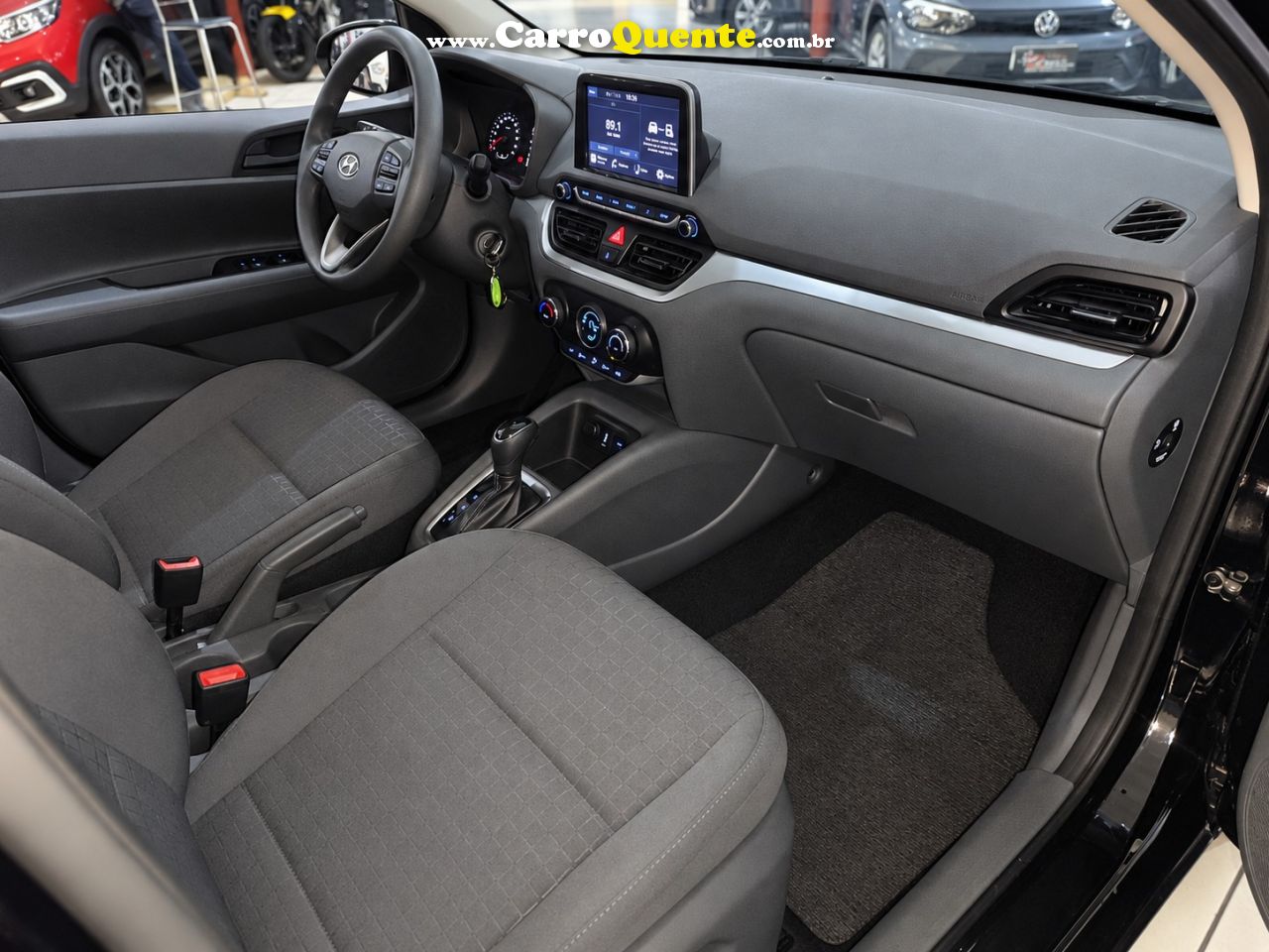 HYUNDAI HB20S 1.0 TGDI COMFORT PLUS 2025 - Loja