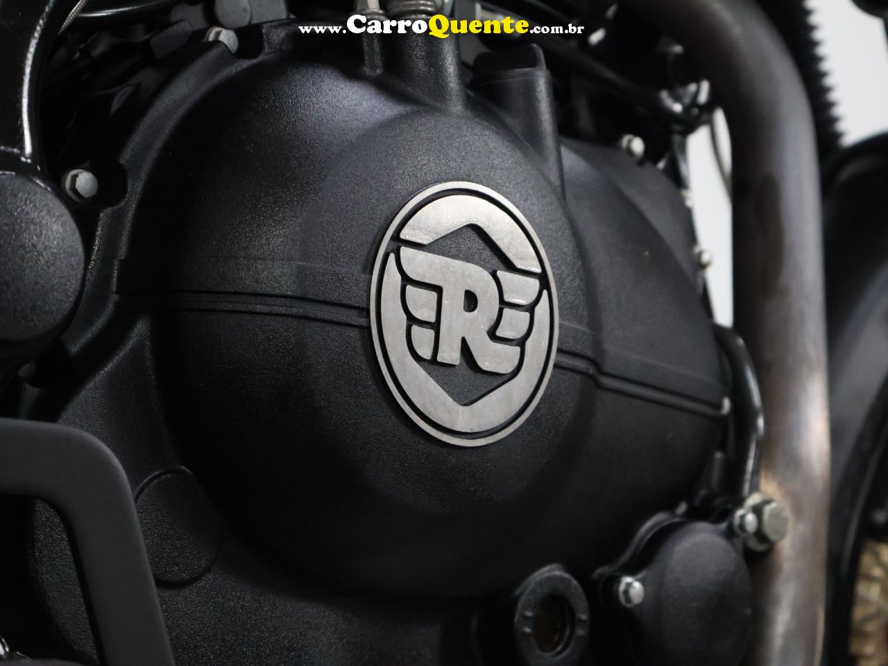 ROYAL ENFIELD HIMALAYAN 411 ABS 2019 - Loja