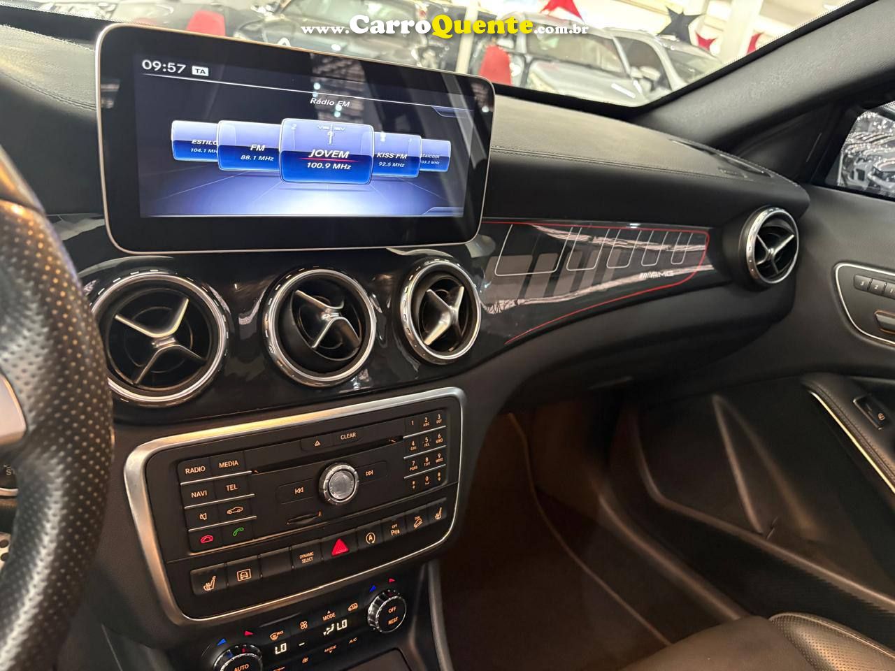 MERCEDES-BENZ GLA 250 2.0 CGI SPORT 7G-DCT 2017 - Loja