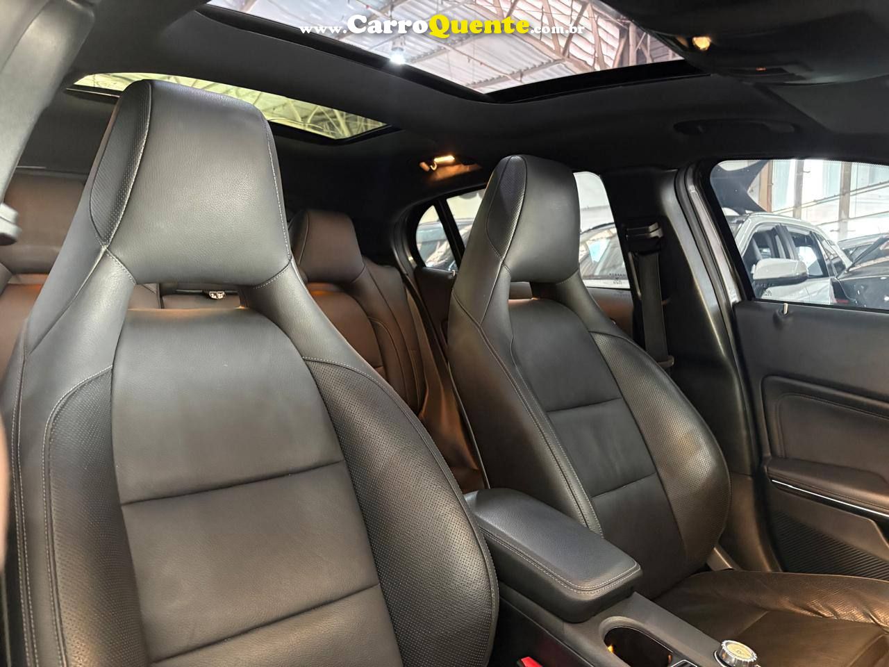 MERCEDES-BENZ GLA 250 2.0 CGI SPORT 7G-DCT 2017 - Loja