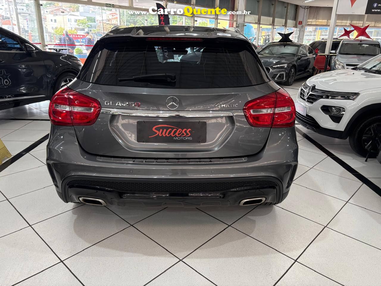 MERCEDES-BENZ GLA 250 2.0 CGI SPORT 7G-DCT 2017 - Loja
