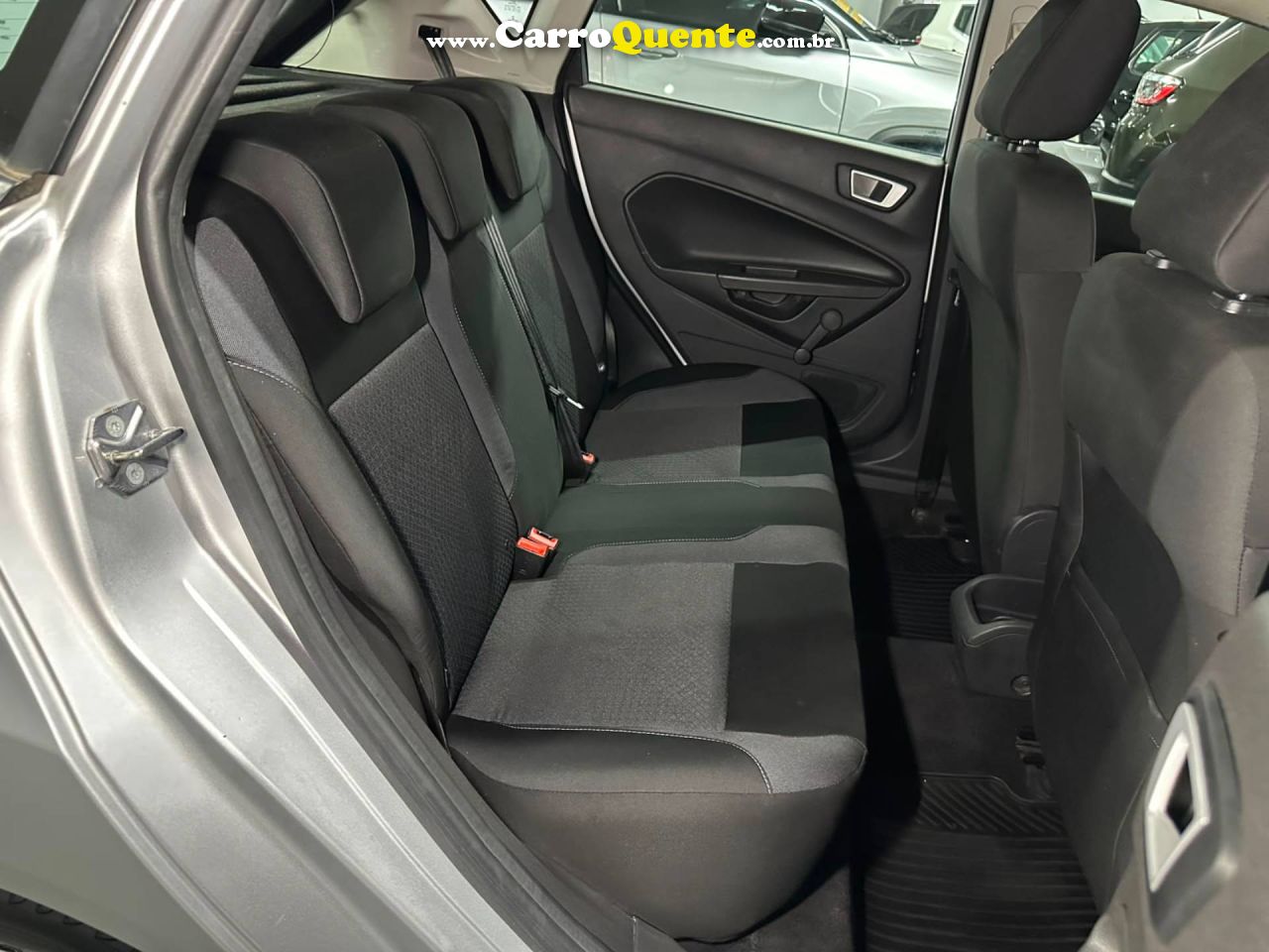 FORD FIESTA 1.6 TIVCT SE 2019 - Loja