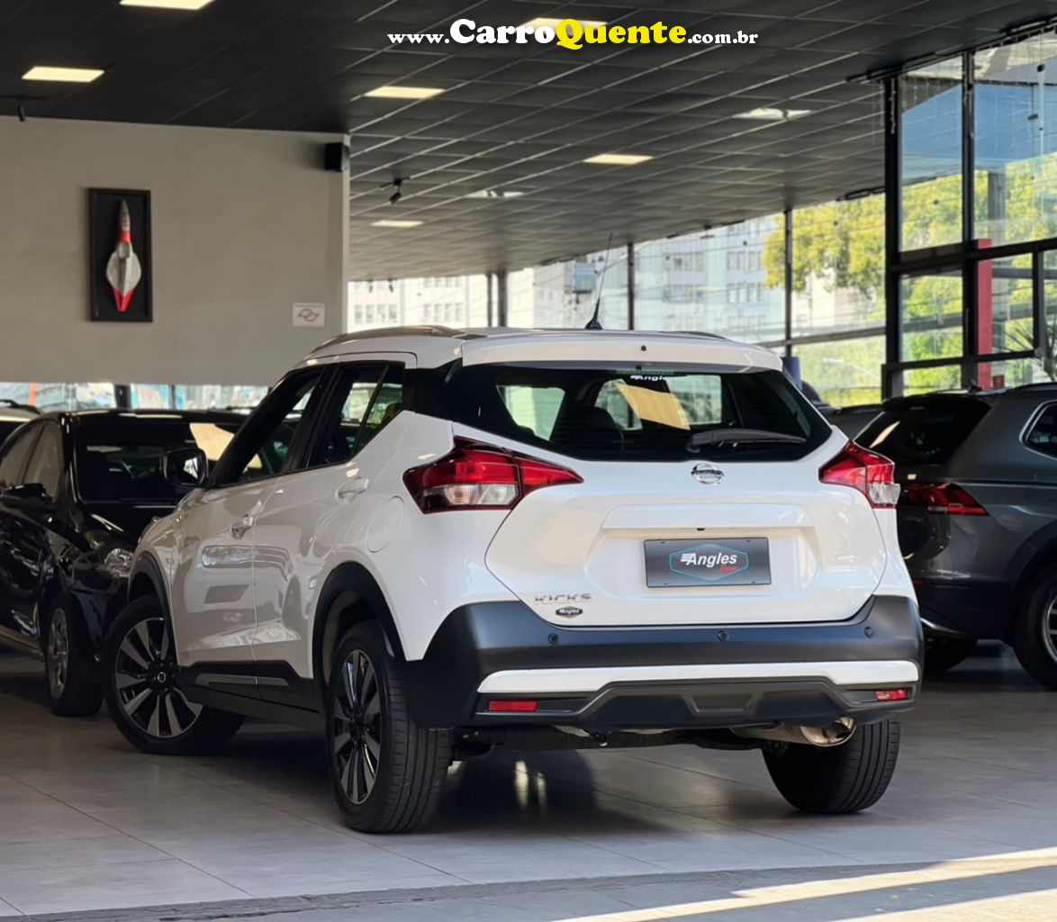 NISSAN KICKS 1.6 16V SV 2017 - Loja