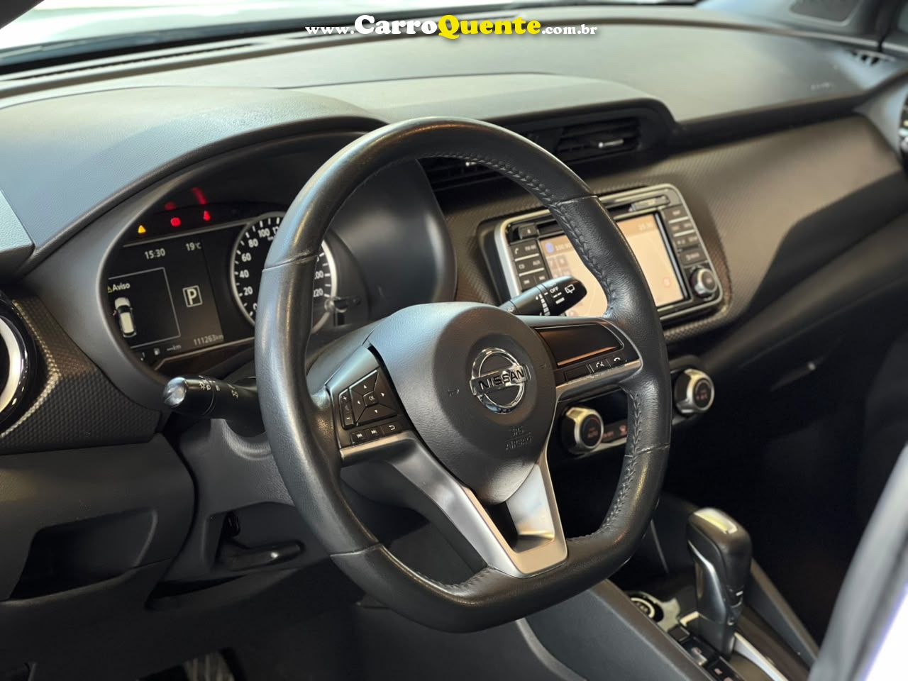 NISSAN KICKS 1.6 16V SV 2017 - Loja