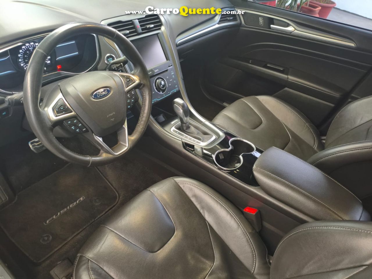 FORD   FUSION TITANIUM 2.0 GTDI ECO. FWD AUT.   BRANCO 2015 2.0 GASOLINA - Loja