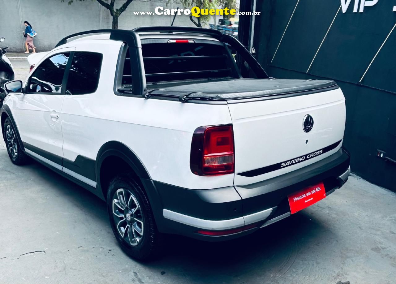 VOLKSWAGEN   SAVEIRO CROSS 1.6 T.FLEX 16V CD   BRANCO 2017 1.6 FLEX - Loja