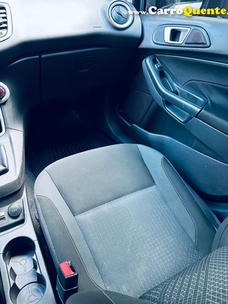 FORD   FIESTA SE 1.6 16V FLEX 5P   PRATA 2018 1.6 FLEX - Loja