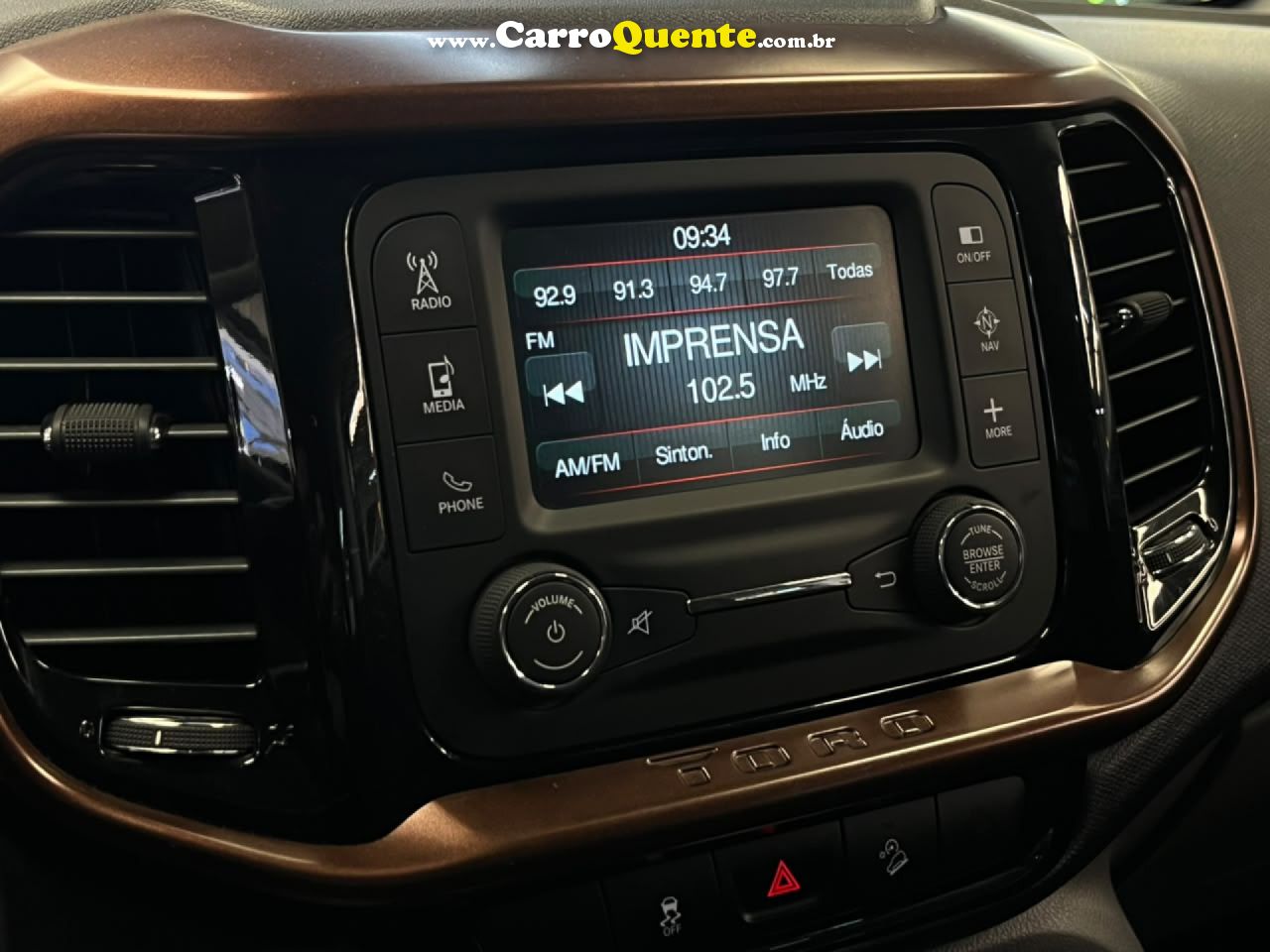 FIAT   TORO VOLCANO 2.0 16V 4X4 TB DIESEL AUT.   PRETO 2019 2.0 DIESEL - Loja