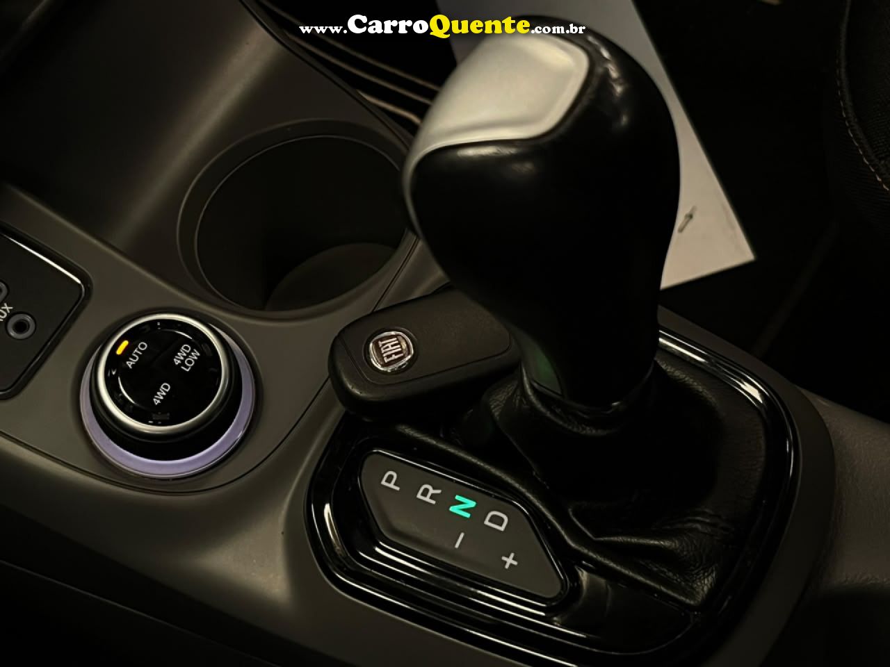 FIAT   TORO VOLCANO 2.0 16V 4X4 TB DIESEL AUT.   PRETO 2019 2.0 DIESEL - Loja