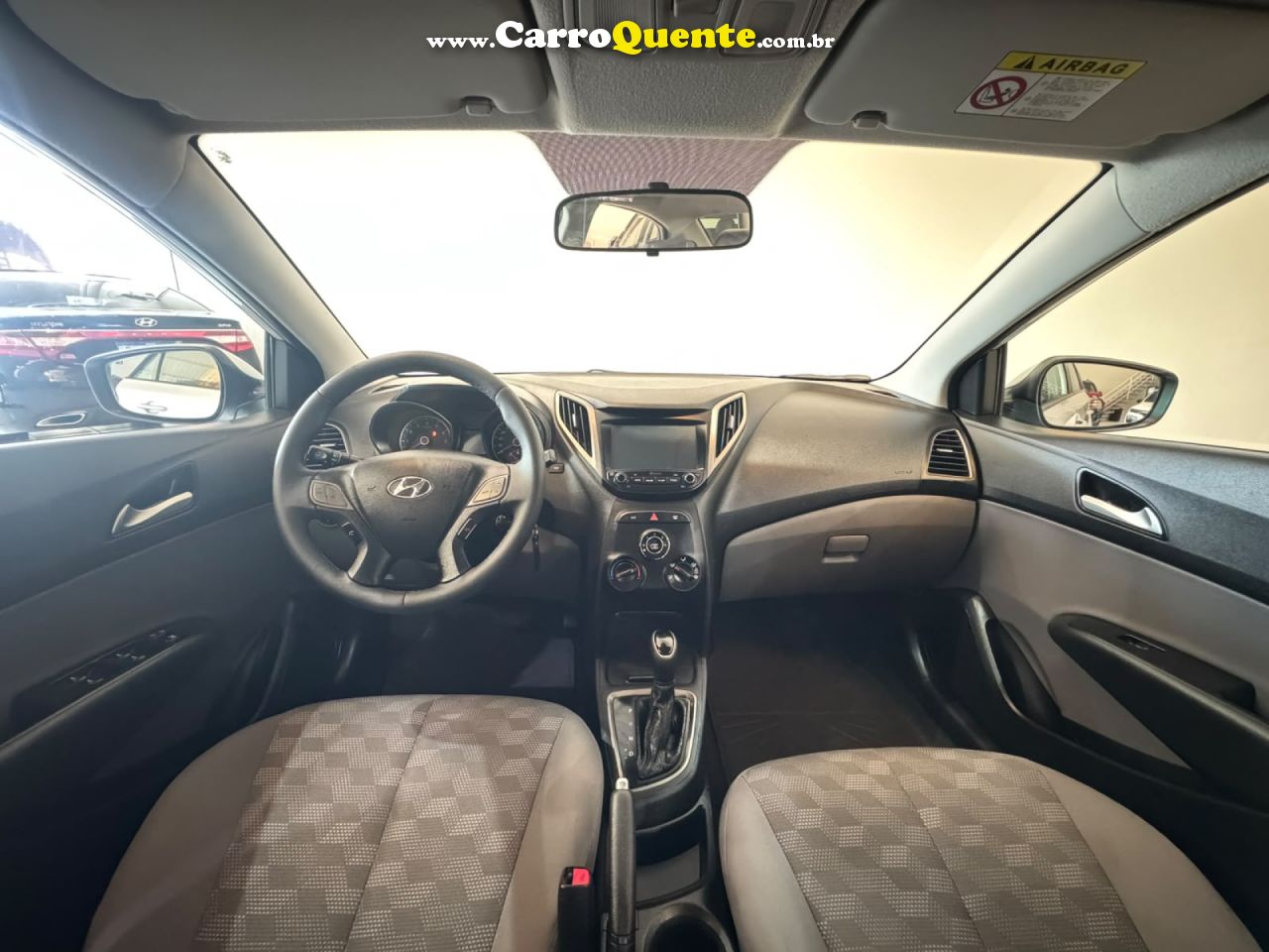 HYUNDAI   HB20S C.STYLEC.PLUS1.6 FLEX 16V AUT. 4P   PRATA 2019 1.6 FLEX - Loja