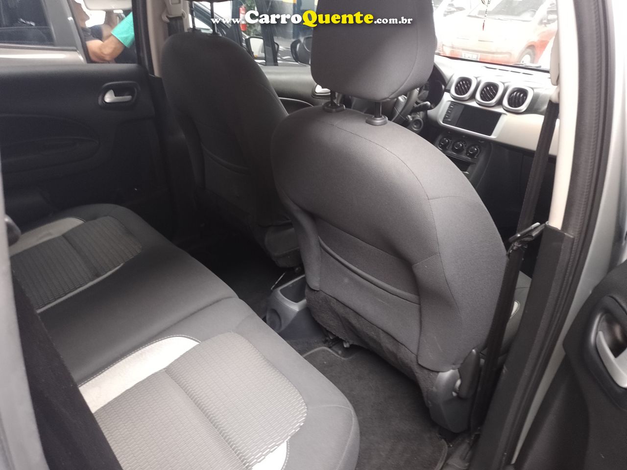 CITROËN   AIRCROSS LIVE 1.6 FLEX 16V 5P AUT.   PRATA 2018 1.6 FLEX - Loja