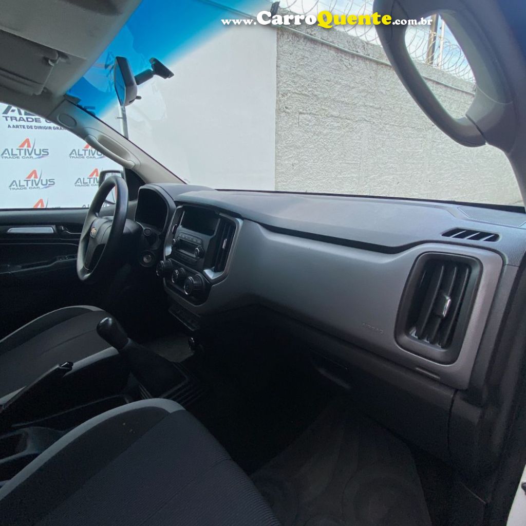 CHEVROLET   S10 PICK-UP LS 2.8 TDI 4X4 CD DIES. MEC.   BRANCO 2023 2.8 DIESEL - Loja