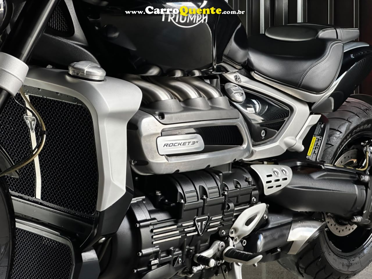 TRIUMPH   ROCKET 3 R   PRETO 2020 2500 GASOLINA - Loja