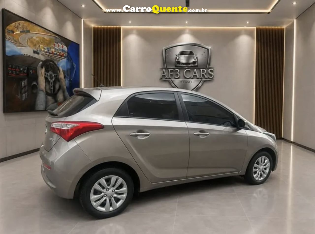 HYUNDAI   HB20S C.STYLEC.PLUS1.6 FLEX 16V AUT. 4P   PRATA 2017 1.6 FLEX - Loja