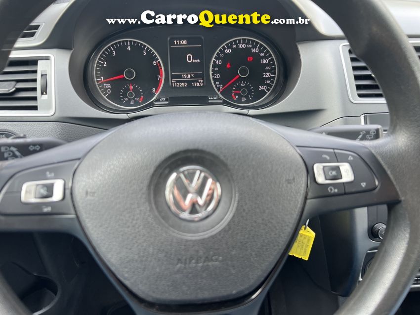 Volkswagen FOX 1.6 MSI TOTAL FLEX CONNECT 4P MANUAL - Loja