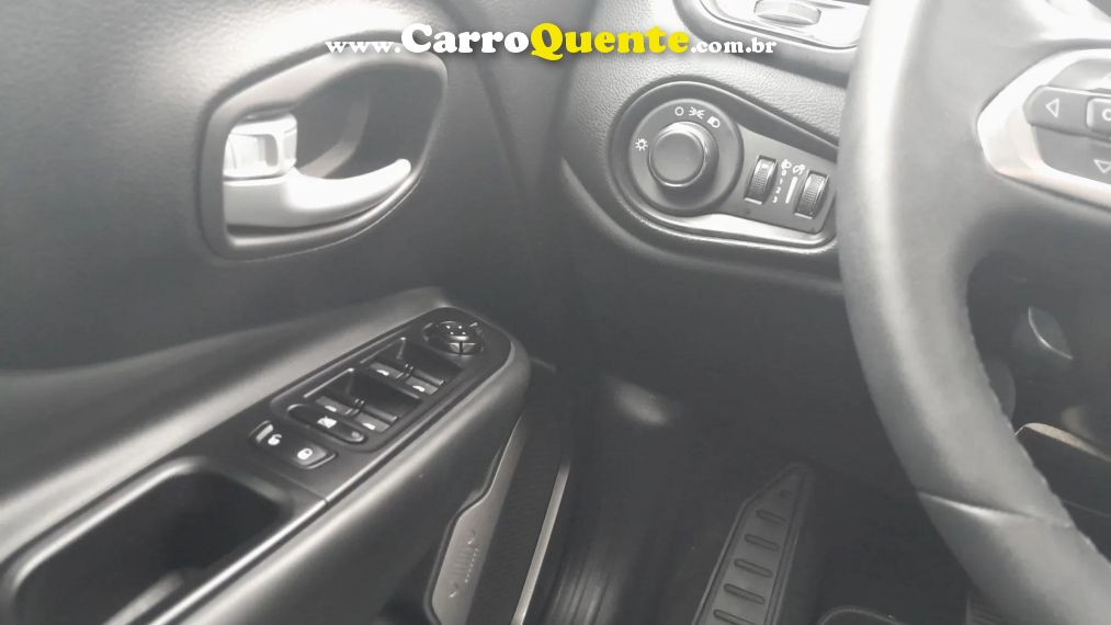 JEEP RENEGADE 1.3 T270 TURBO FLEX LONGITUDE AT6 - Loja