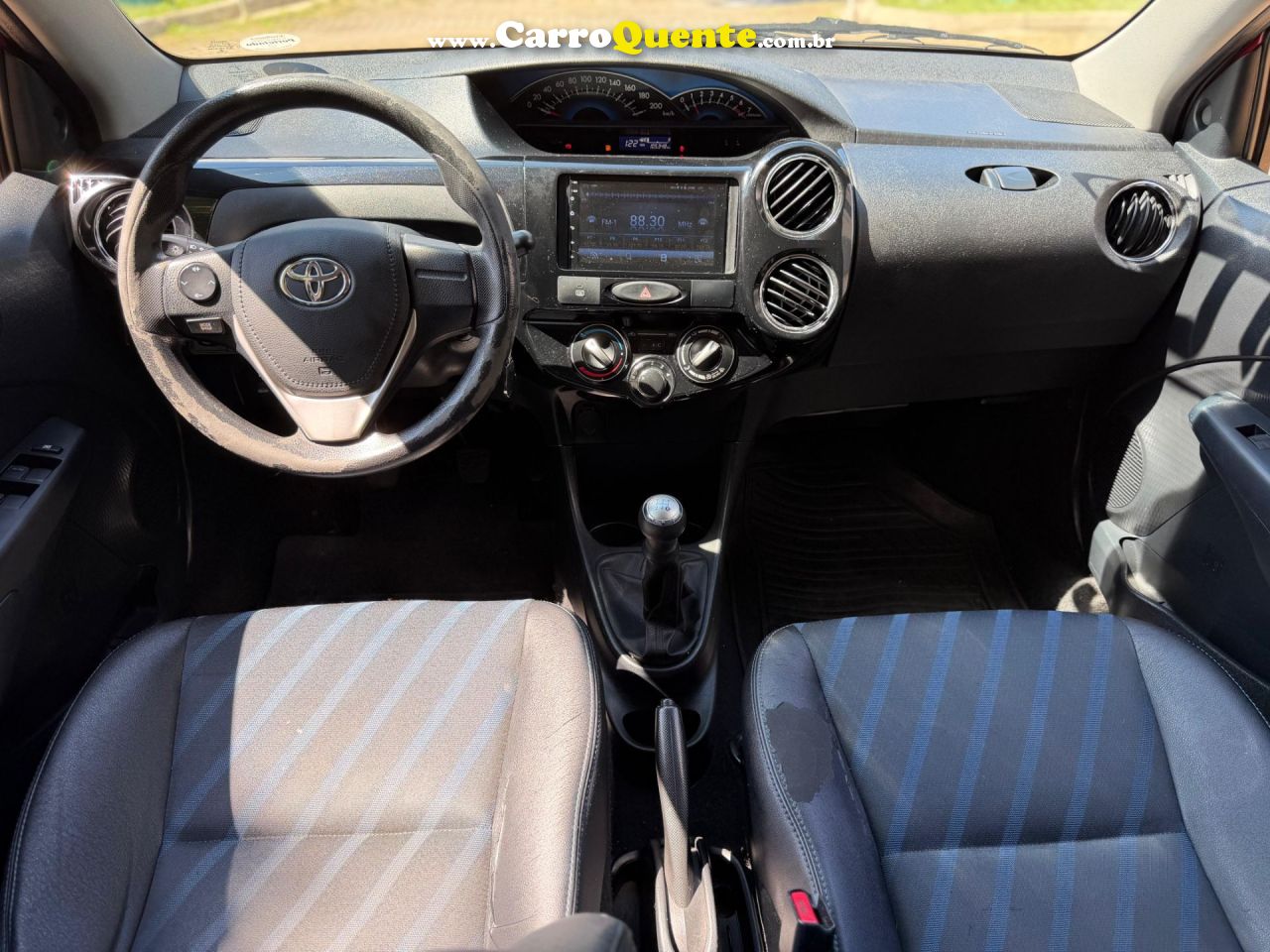 TOYOTA ETIOS 1.5 XS SEDAN 16V 2016 - Loja