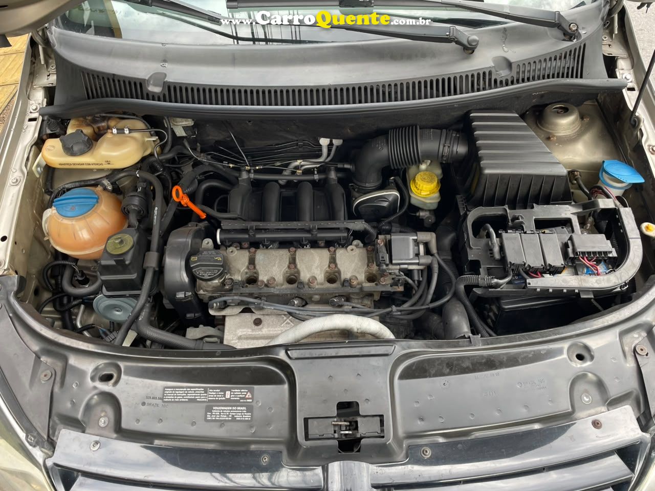 VOLKSWAGEN FOX 1.6 MI 8V 2011 - Loja