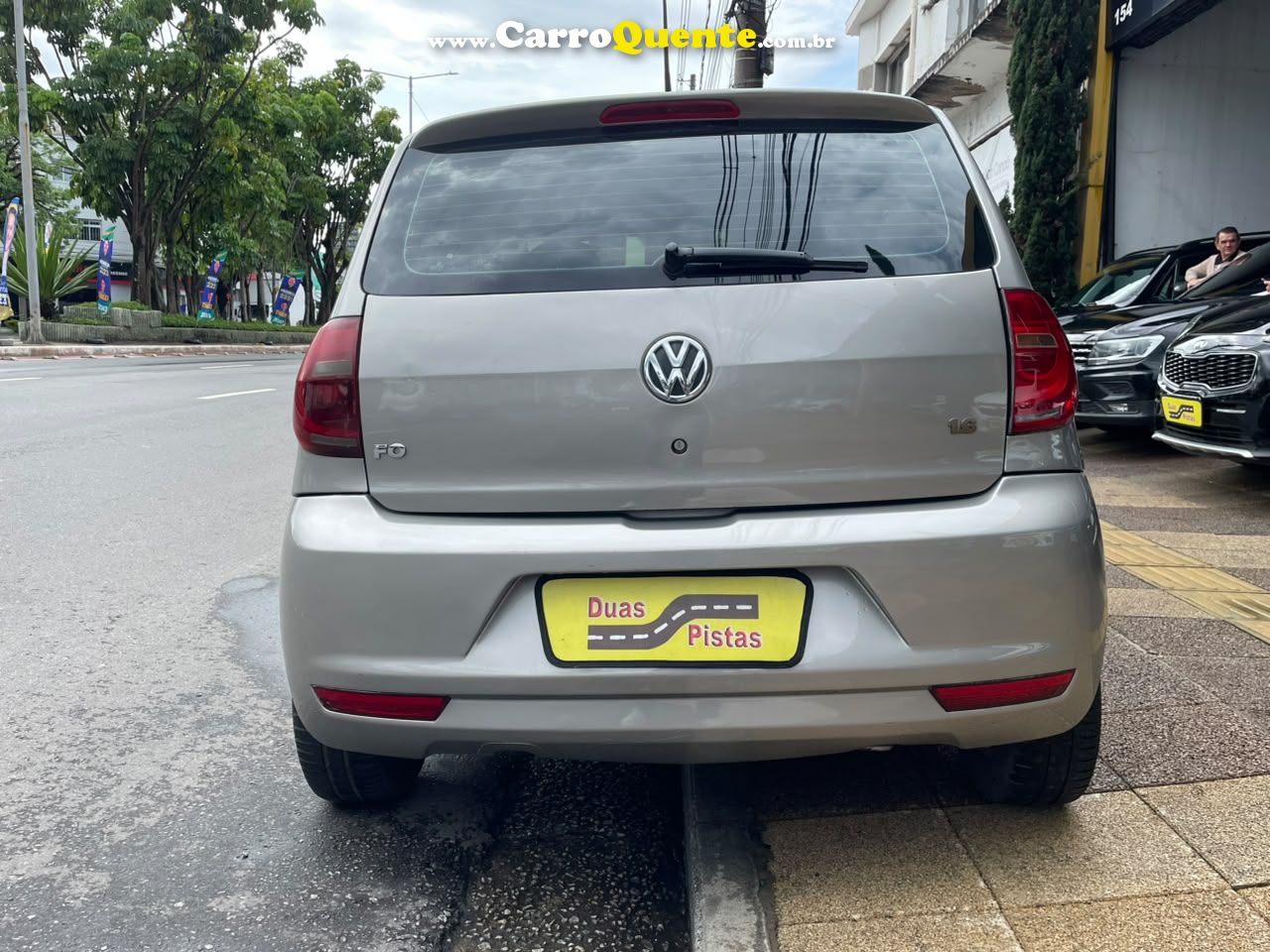 VOLKSWAGEN FOX 1.6 MI 8V 2011 - Loja