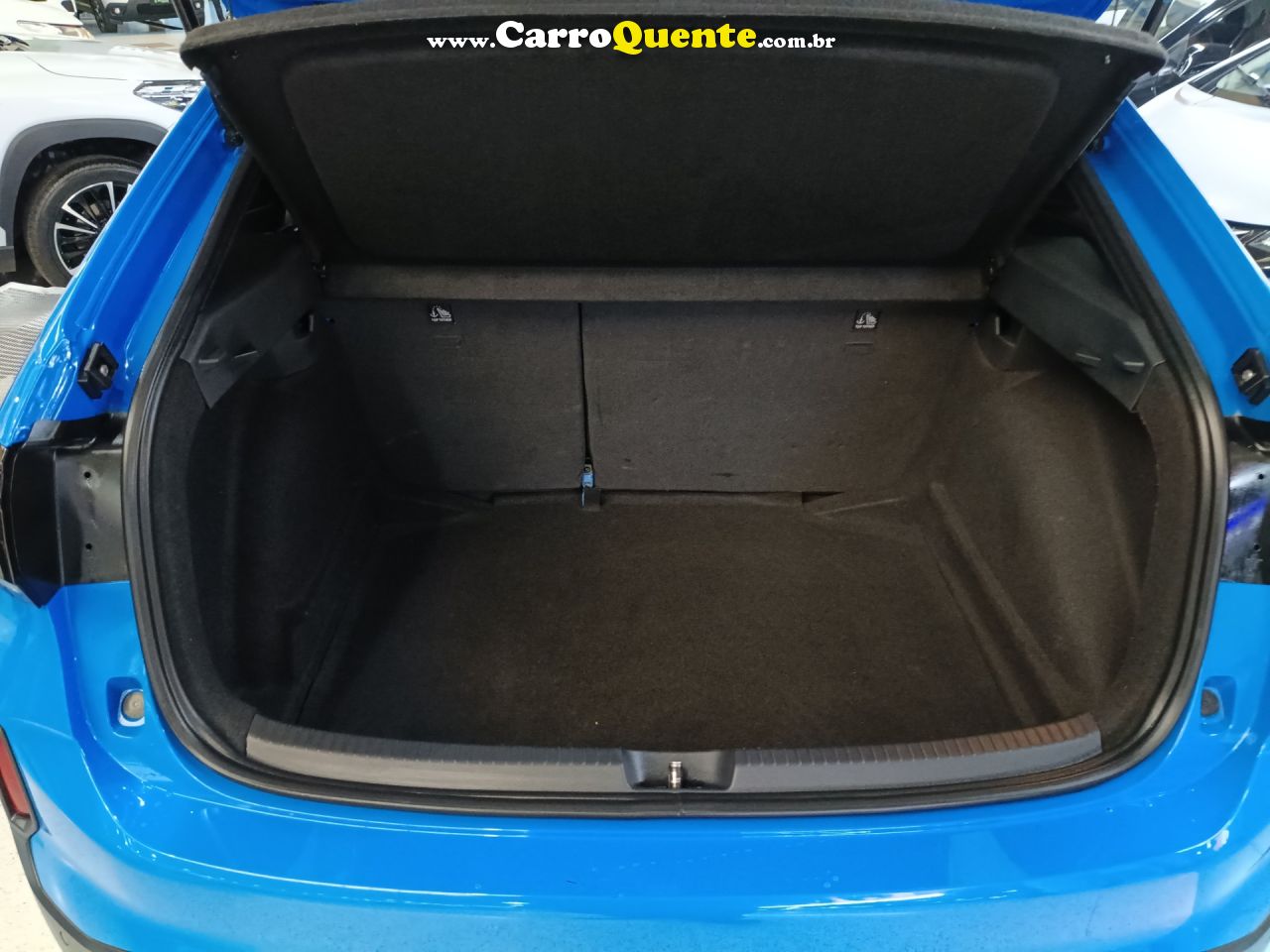 VOLKSWAGEN NIVUS 1.0 200 TSI TOTAL HIGHLINE 2025 - Loja