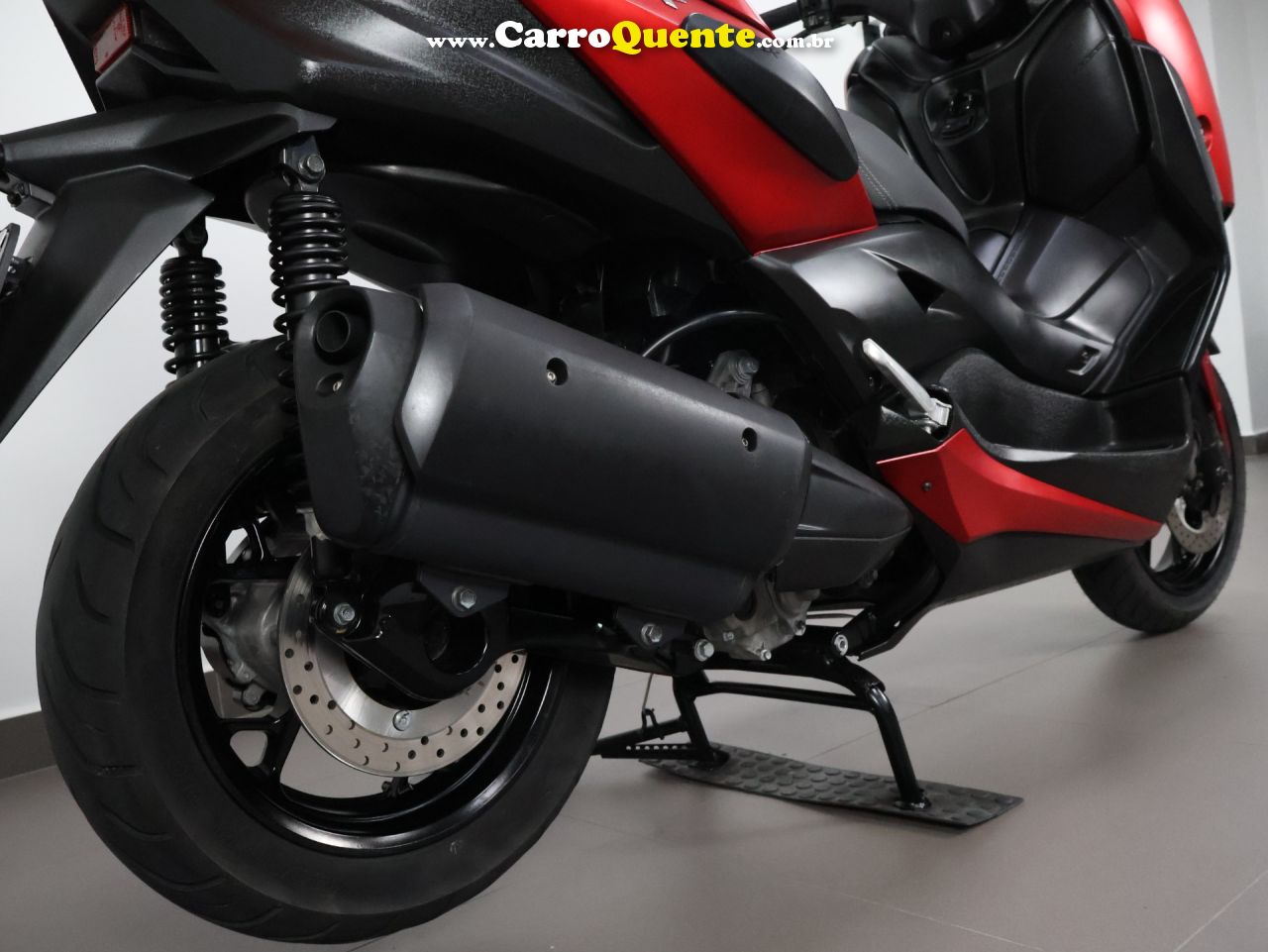 YAMAHA XMAX 250 ABS 2022 - Loja