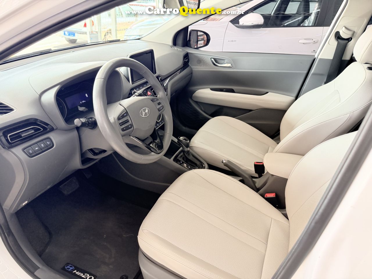 HYUNDAI   HB20S DIAMOND 1.0 TB FLEX 12V AUT.   BRANCO 2020 1.0 FLEX - Loja