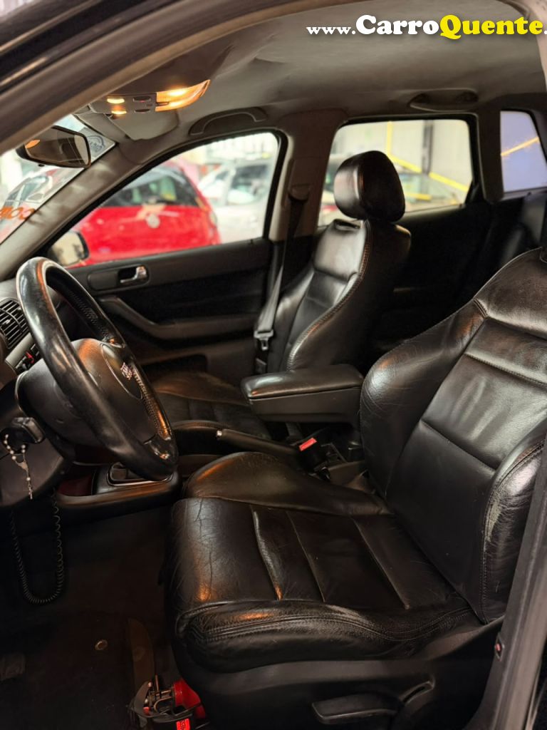 AUDI   A3 1.8 TURBO 5P MEC.   PRETO 2001 1.8 GASOLINA - Loja
