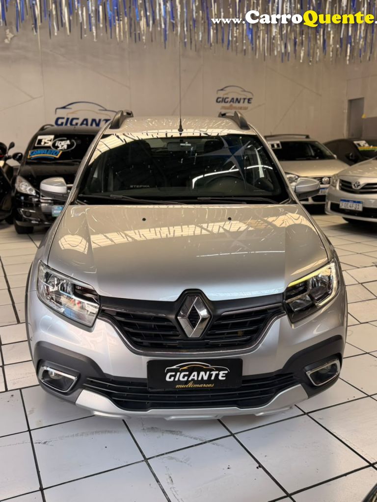 RENAULT   SANDERO STEPWAY HI-FLEX 1.6 16V 5P   PRATA 2021 1.6 GASOLINA - Loja