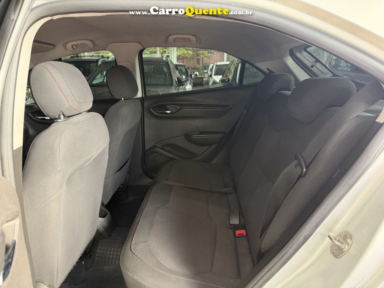 CHEVROLET   ONIX HATCH LTZ 1.4 8V FLEXPOWER 5P MEC.   PRATA 2016 1.4 FLEX - Loja