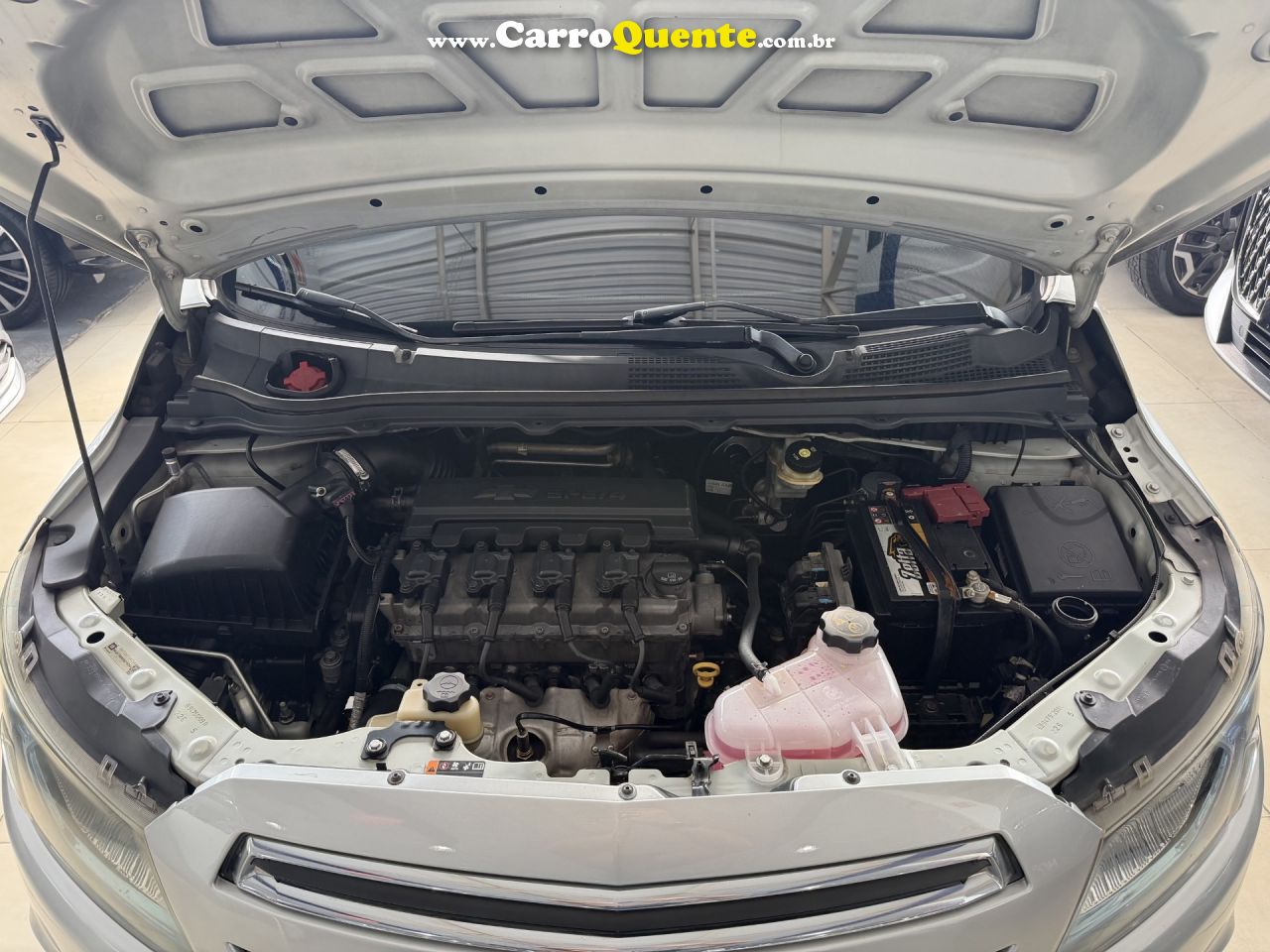 CHEVROLET   ONIX HATCH LTZ 1.4 8V FLEXPOWER 5P MEC.   PRATA 2016 1.4 FLEX - Loja