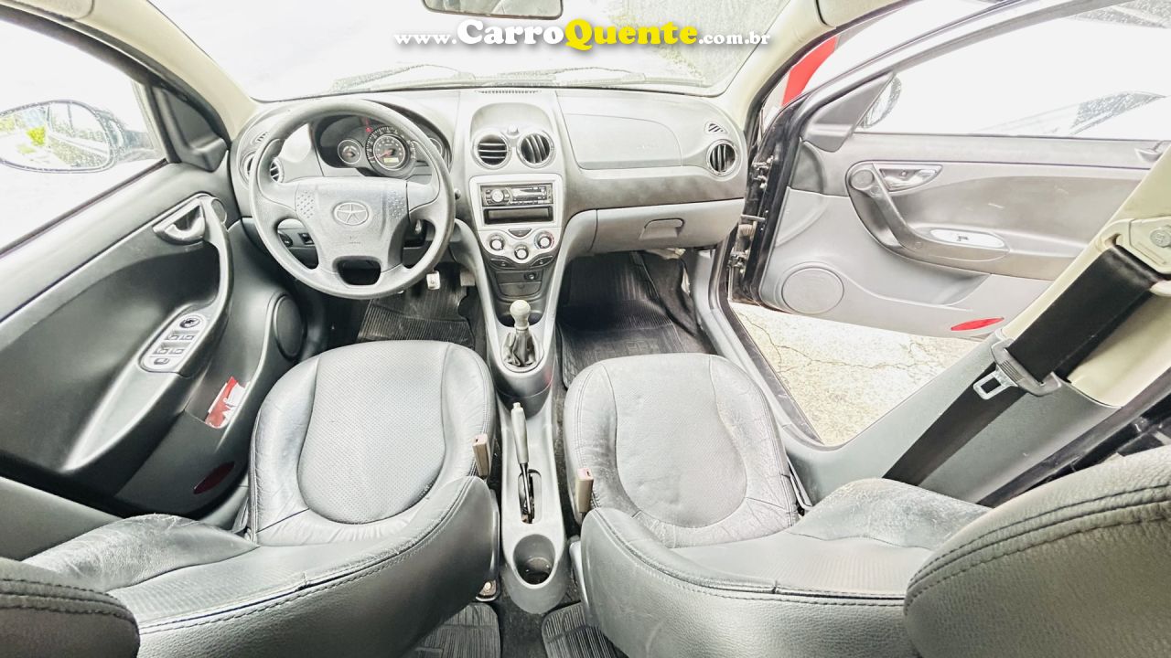 JAC   J3 TURIN SEDAN 1.4 16V 4P MEC.   PRETO 2012 1.4 GASOLINA - Loja
