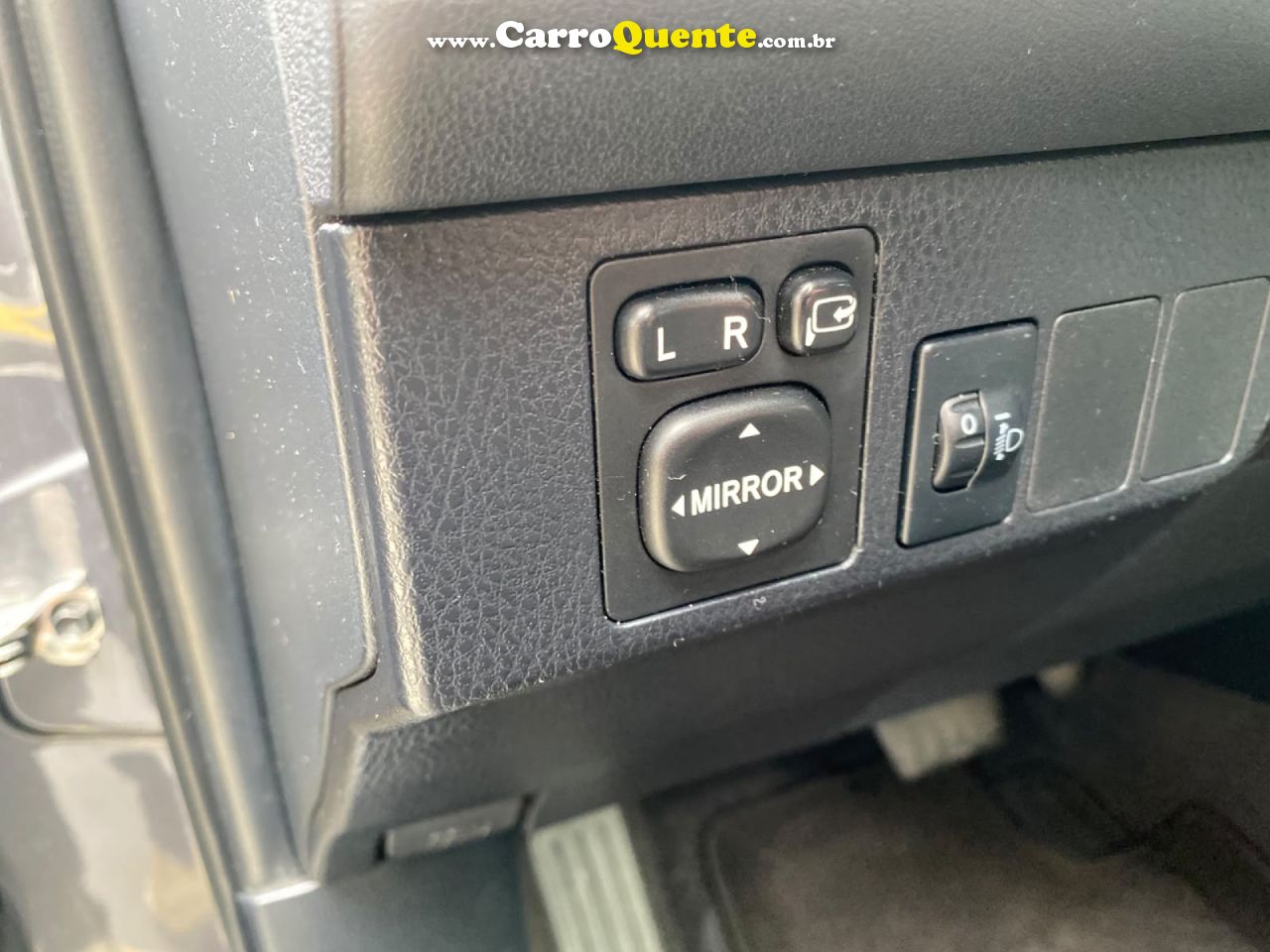 TOYOTA   RAV4 2.0 4X2 16V AUT.   CINZA 2018 2.0 GASOLINA - Loja