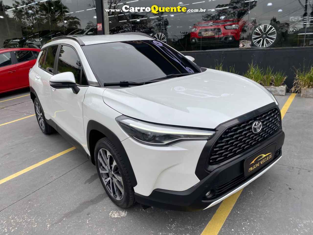 TOYOTA   COROLLA CROSS XRE 2.0 16V FLEX AUT.   BRANCO 2022 2.0 FLEX - Loja