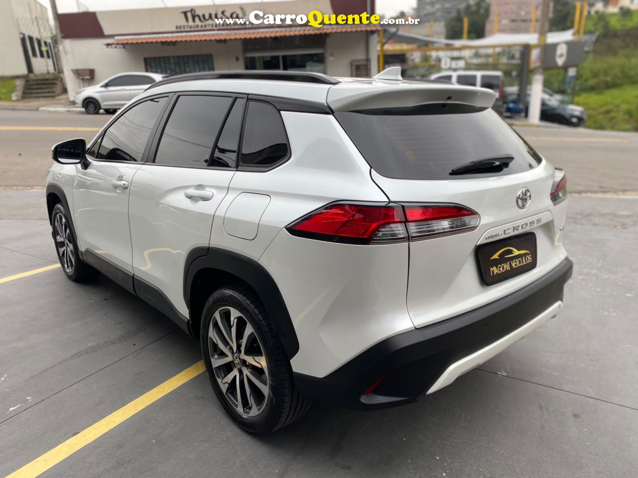 TOYOTA   COROLLA CROSS XRE 2.0 16V FLEX AUT.   BRANCO 2022 2.0 FLEX - Loja