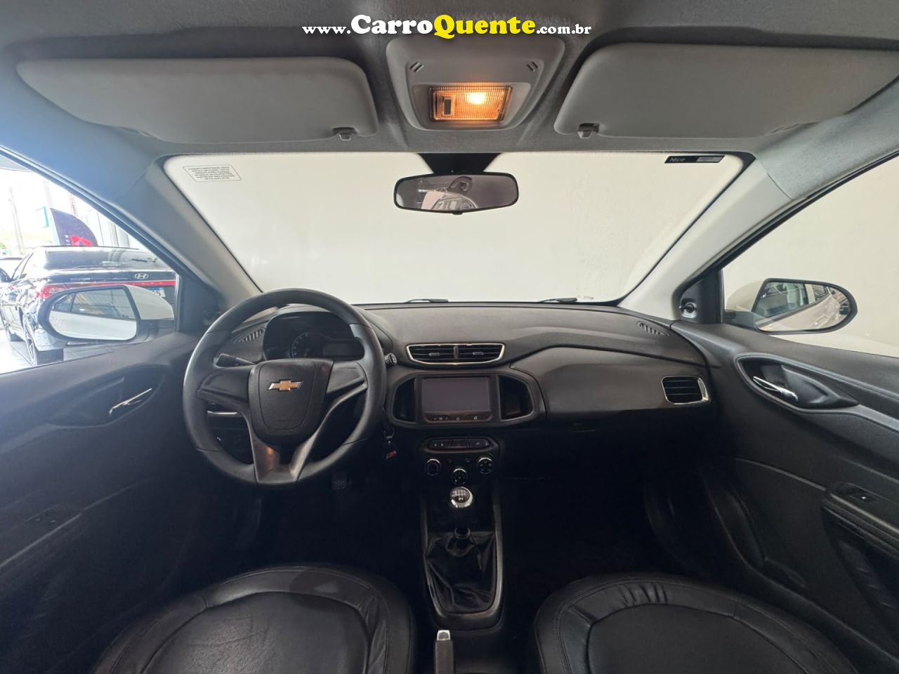 CHEVROLET   ONIX HATCH LT 1.0 8V FLEXPOWER 5P MEC.   BRANCO 2014 1.0 FLEX - Loja