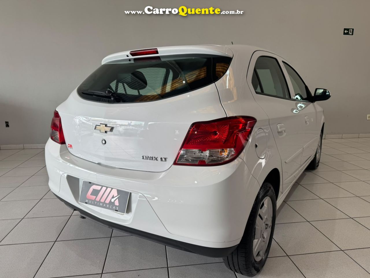 CHEVROLET   ONIX HATCH LT 1.0 8V FLEXPOWER 5P MEC.   BRANCO 2014 1.0 FLEX - Loja