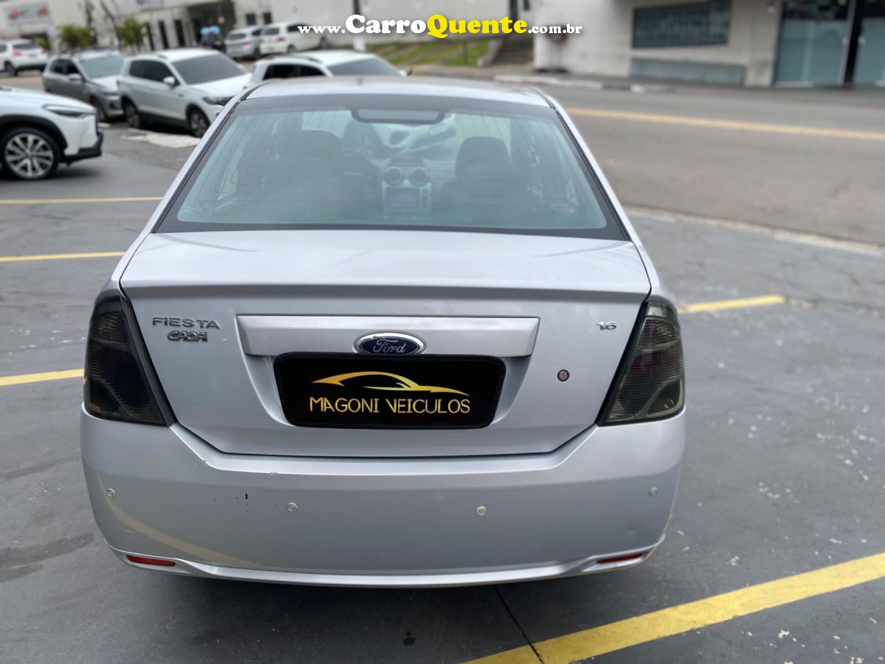 FORD   FIESTA SEDAN SE 1.6 8V FLEX 4P   PRATA 2014 1.6 FLEX - Loja