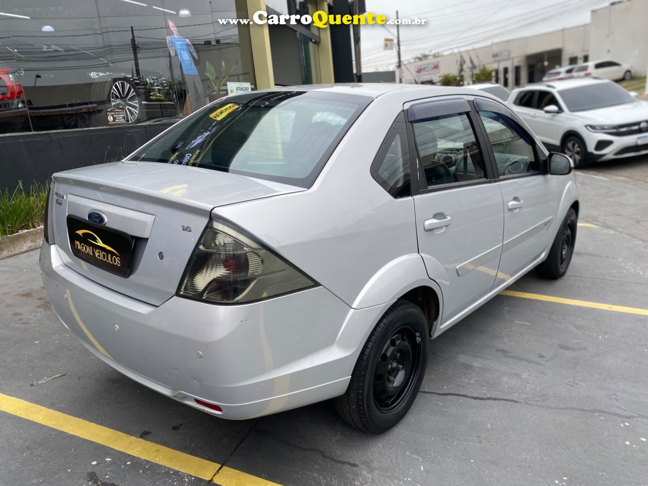FORD   FIESTA SEDAN SE 1.6 8V FLEX 4P   PRATA 2014 1.6 FLEX - Loja
