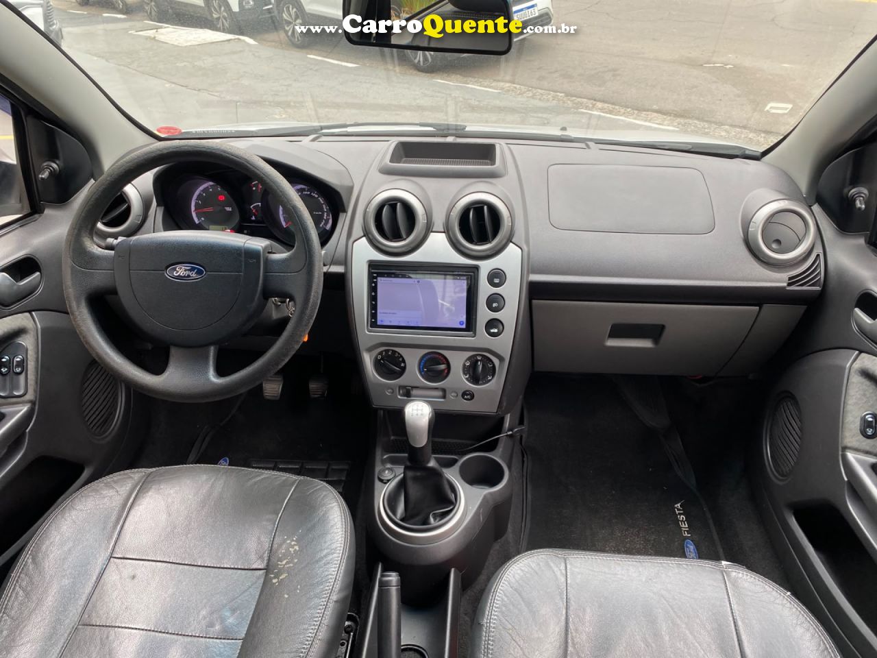 FORD   FIESTA SEDAN SE 1.6 8V FLEX 4P   PRATA 2014 1.6 FLEX - Loja