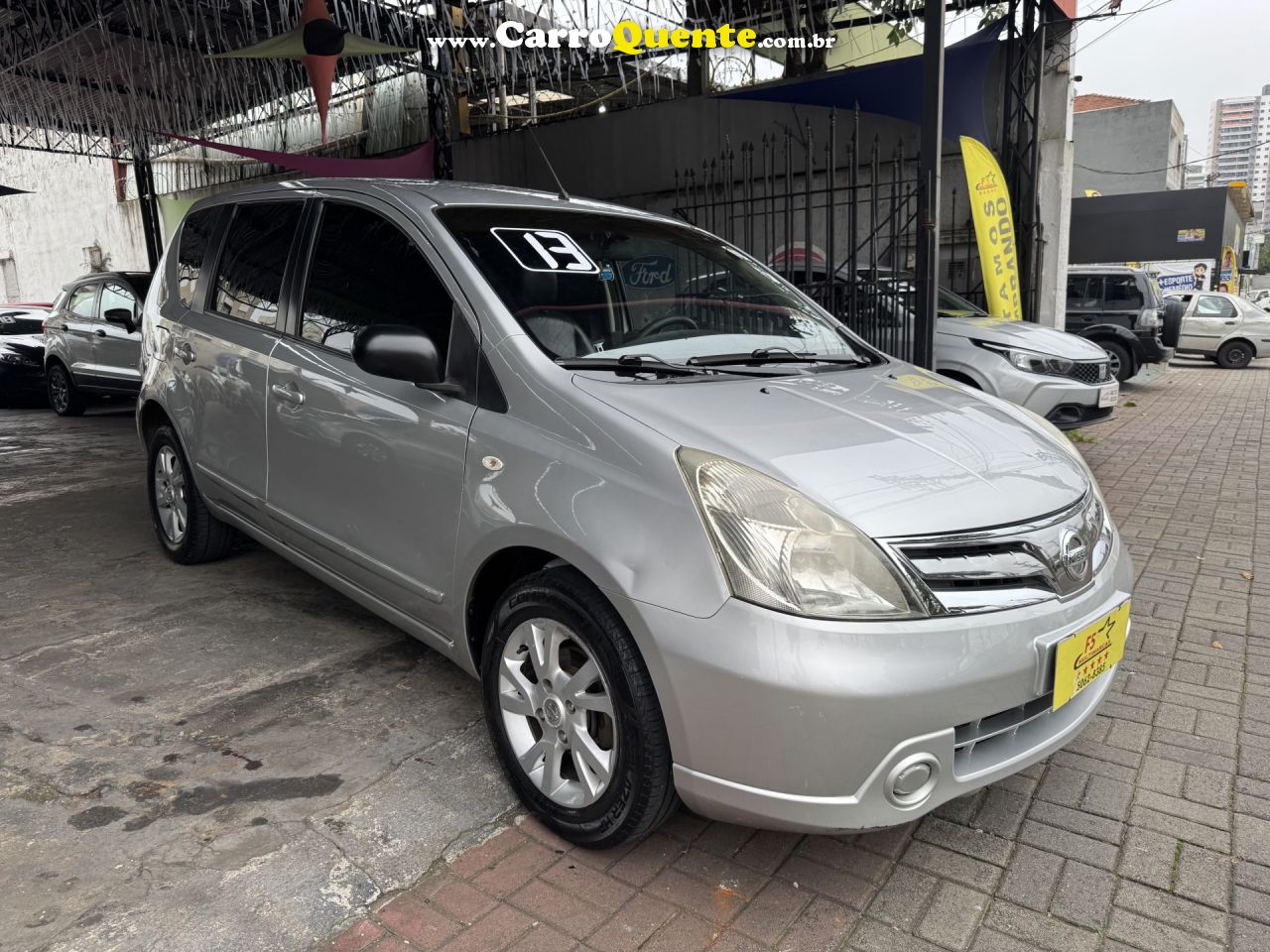 NISSAN   LIVINA S 1.6 16V FLEX FUEL MEC.   PRATA 2013 1.6 FLEX - Loja