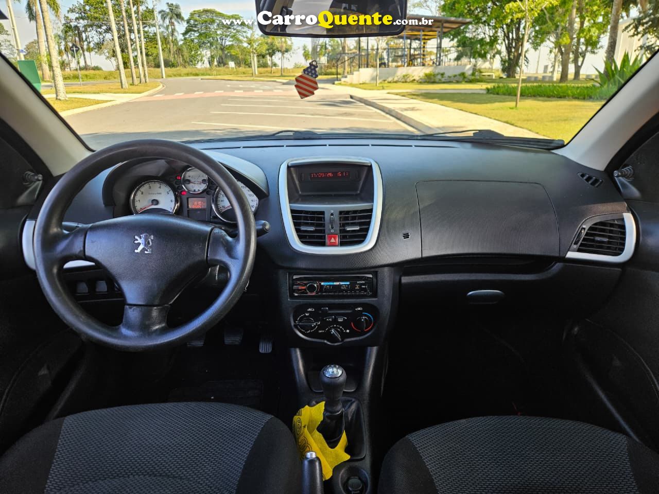 PEUGEOT   207 XR 1.4 FLEX 8V 5P   PRATA 2013 1.4 FLEX - Loja